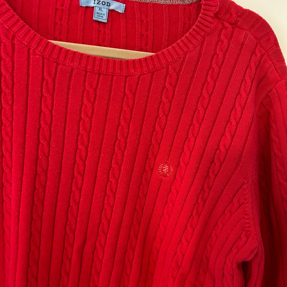 Red sweater - Picture 2 of 4